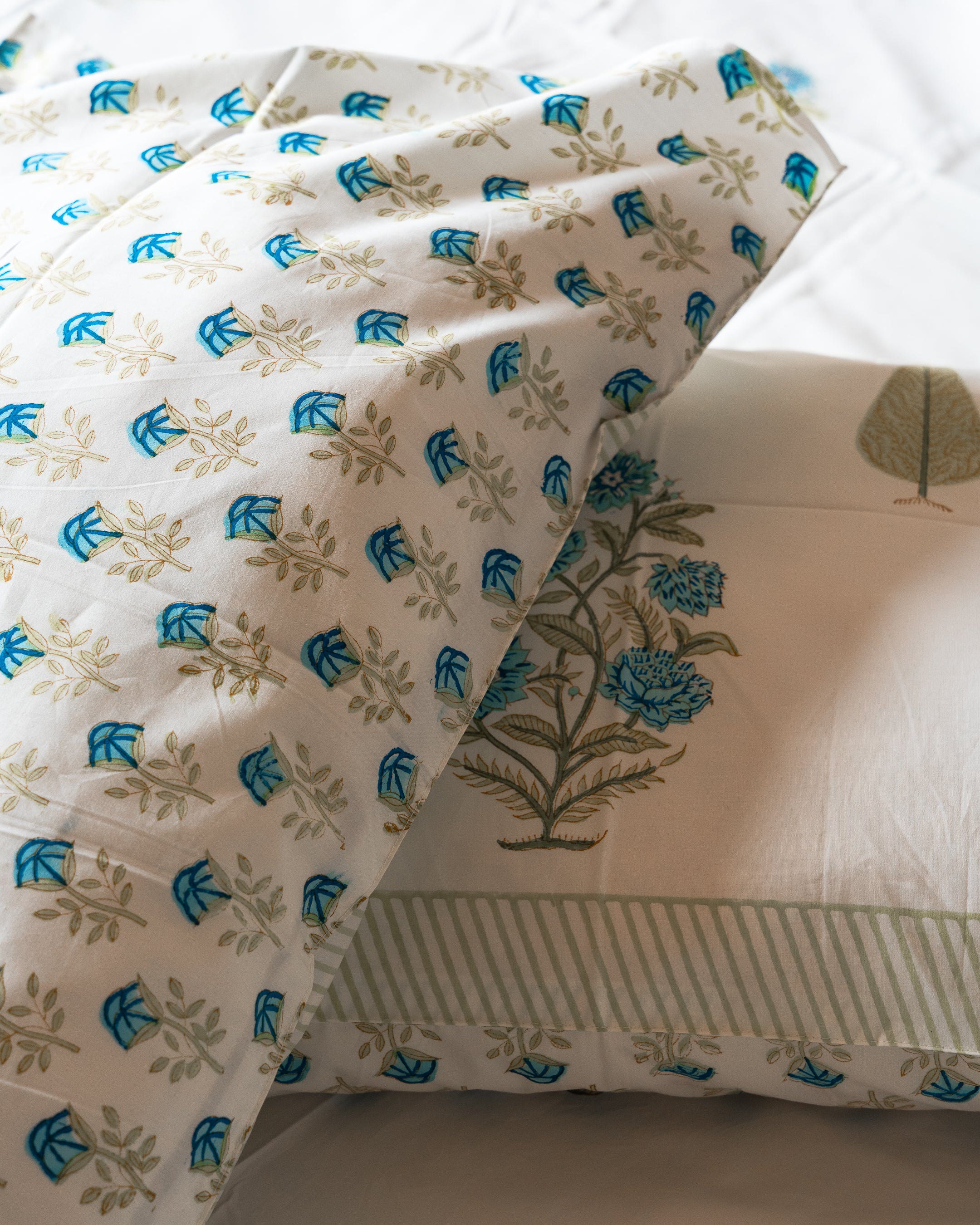 Mehendi Bagh – King Bedsheet