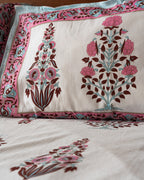 Mehendi Kamal – Queen Bedsheet
