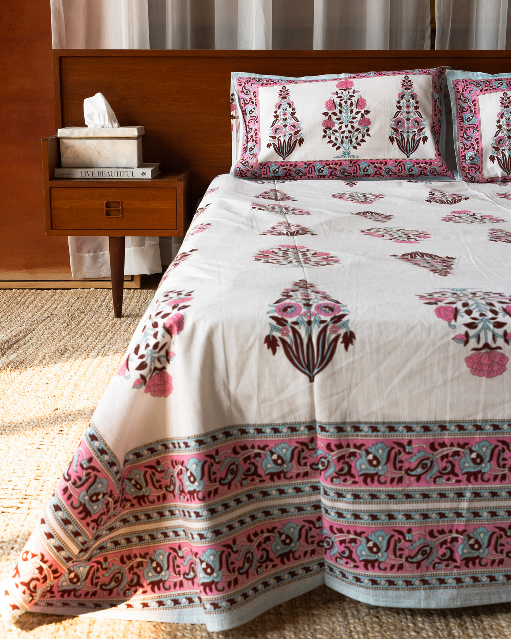 Mehendi Kamal – Queen Bedsheet
