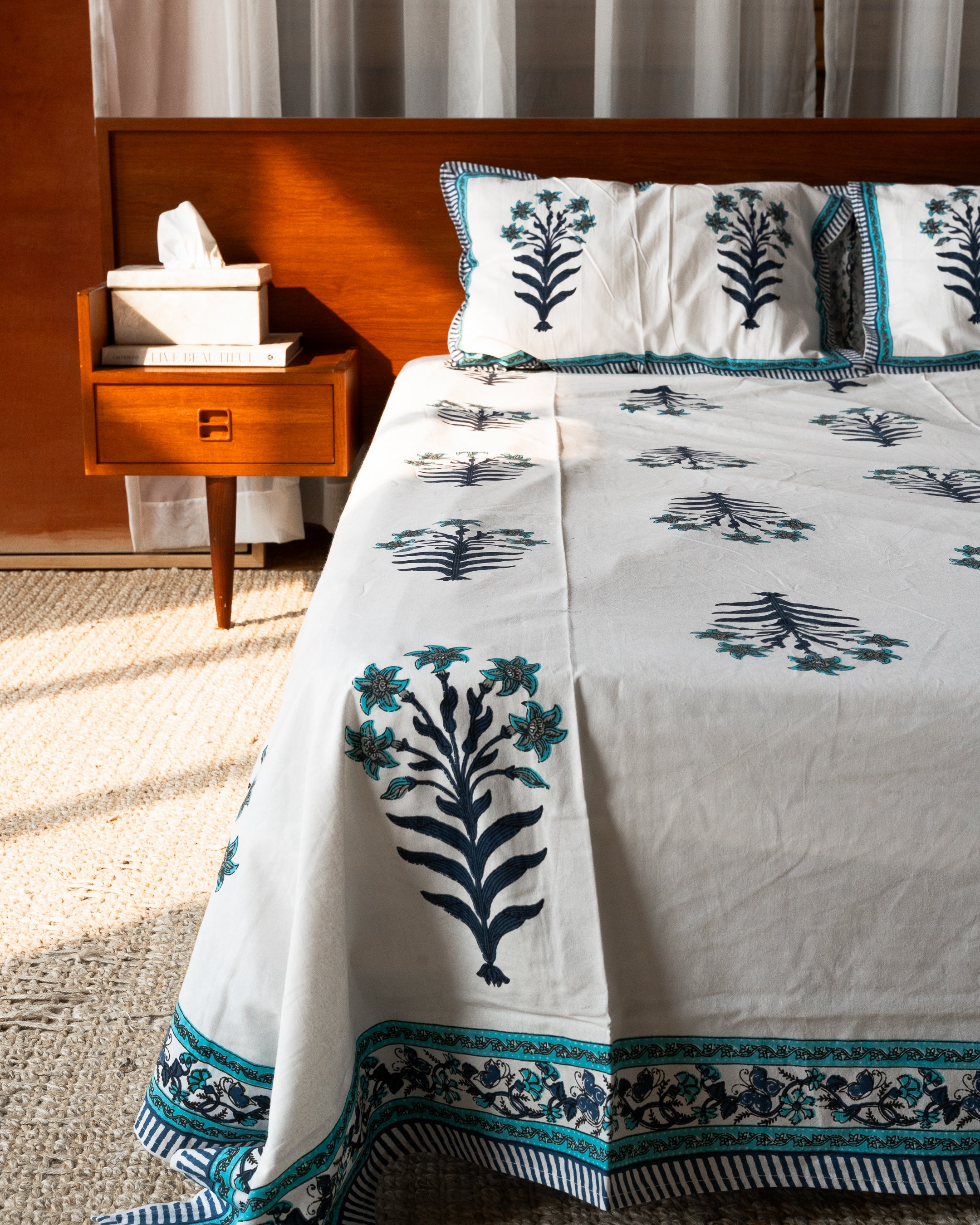 Baarish Blue – Queen Bedsheet
