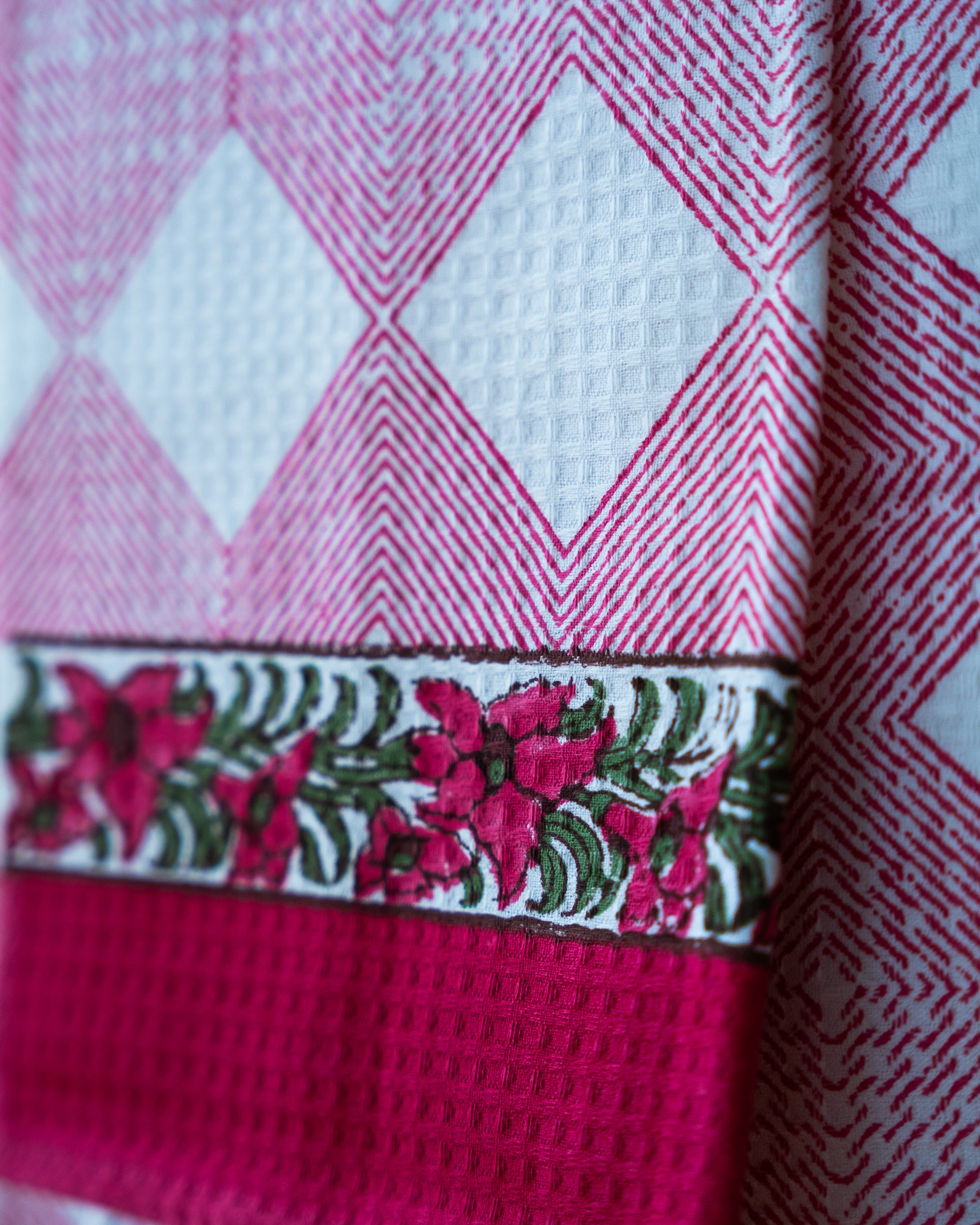 Gulaal Towel Set