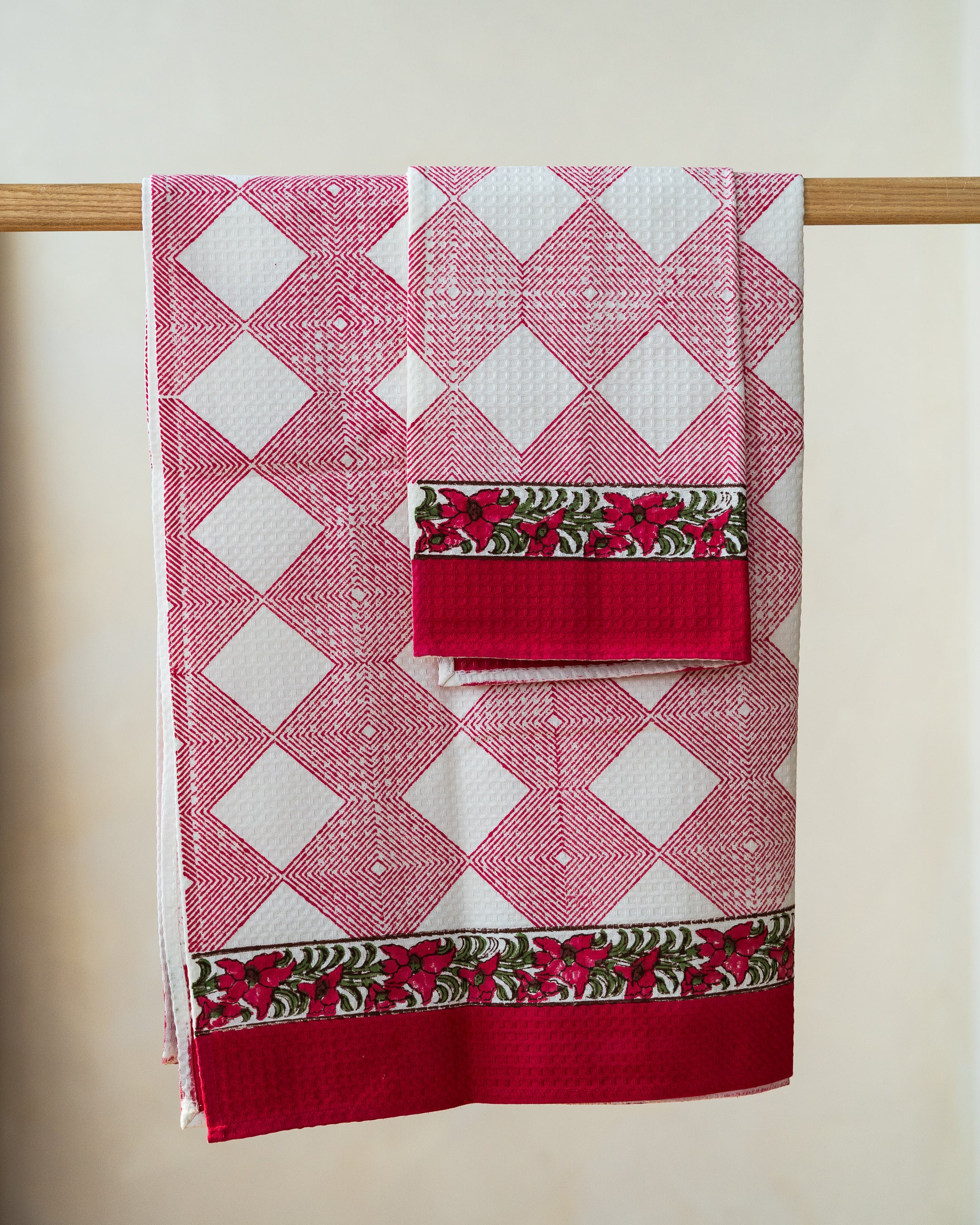 Gulaal Towel Set